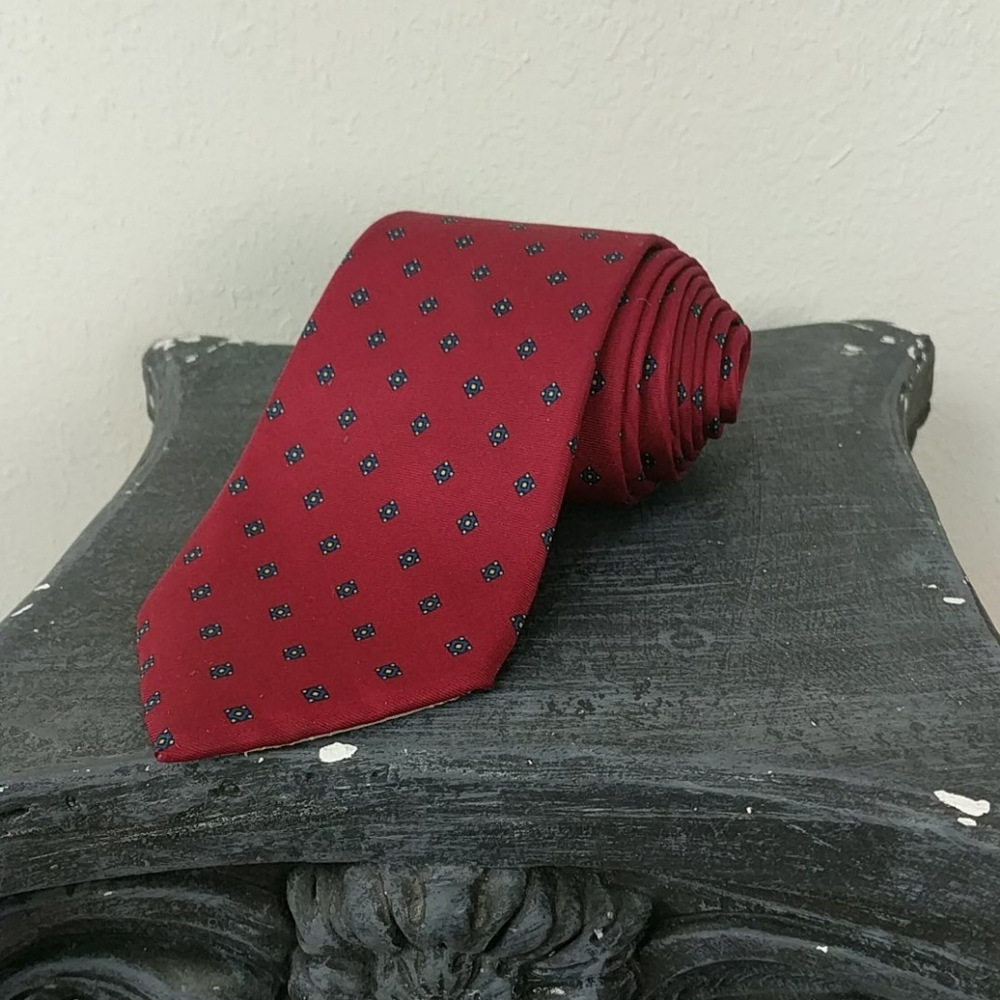 Christian Dior Mens Necktie Red with Blue Diamonds